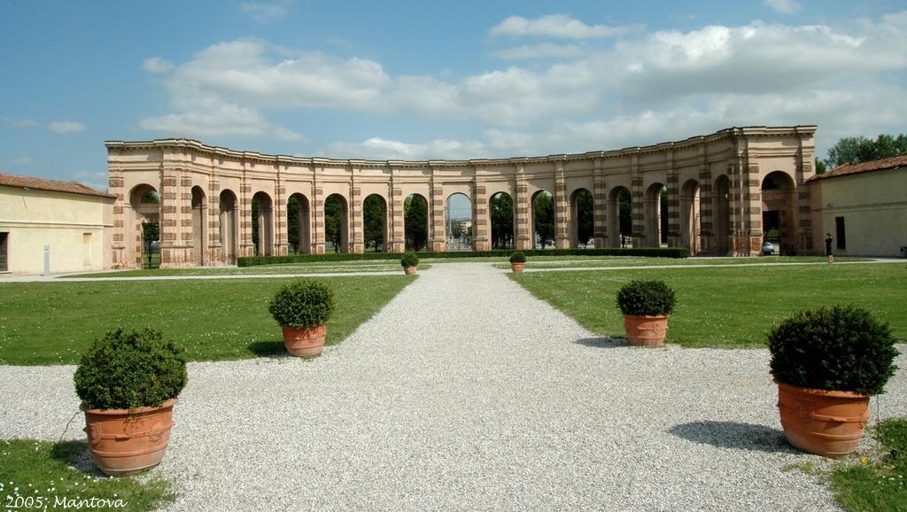 Agriturismo Corte Rocca San Giorgio di Mantova Extérieur photo