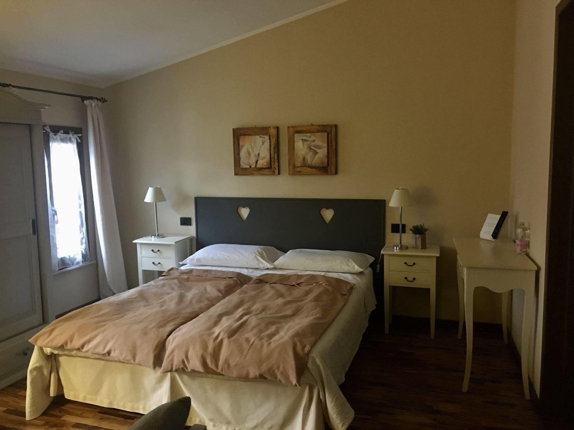 Agriturismo Corte Rocca San Giorgio di Mantova Extérieur photo